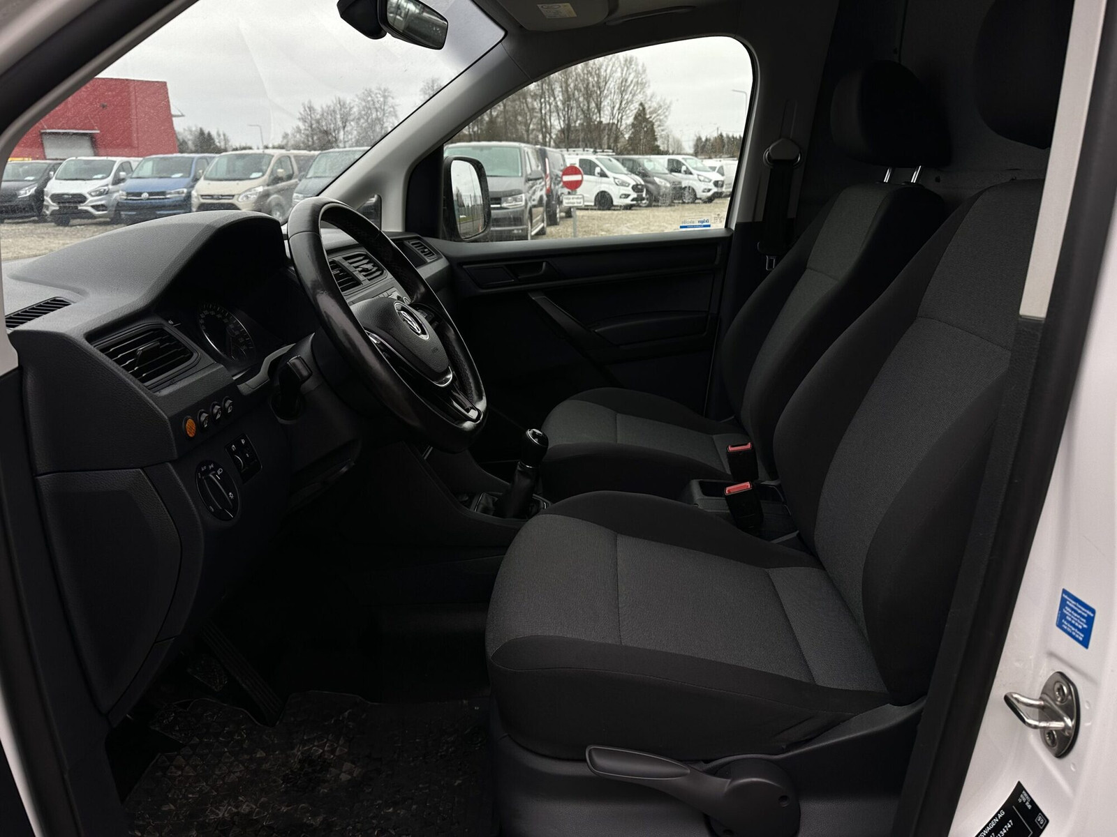 Volkswagen Caddy 2018, kuva 6/19