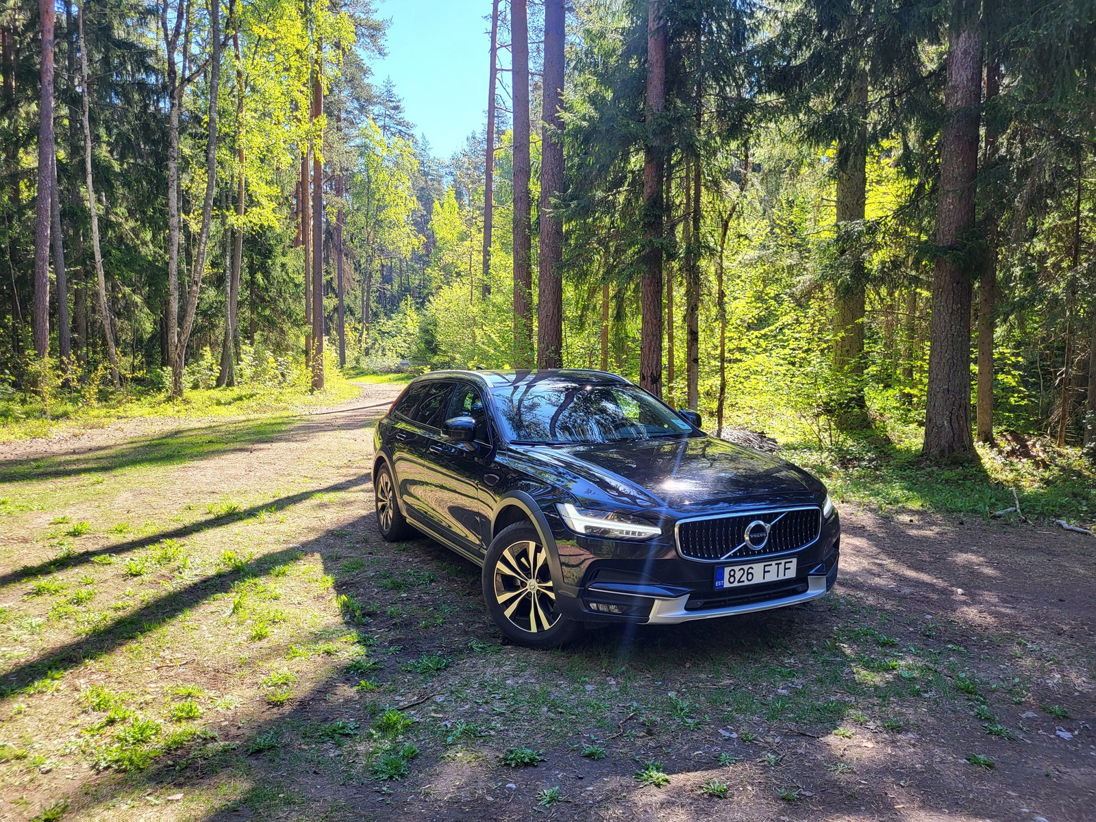 Volvo V90 Cross Country 2018, photo 7/13