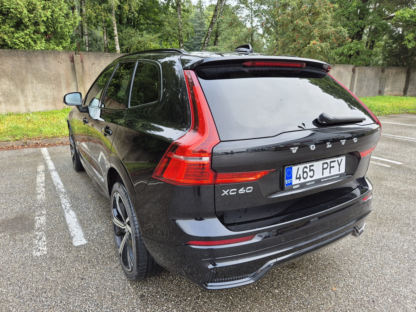 Volvo XC60 2021, photo 4/9