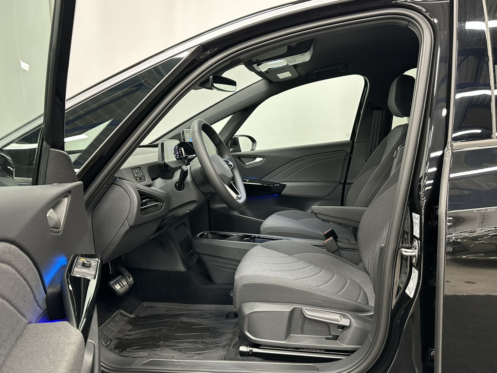 Volkswagen ID.3 2023, photo 7/10