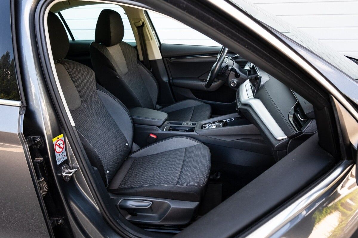 Škoda Octavia 2023, photo 7/21