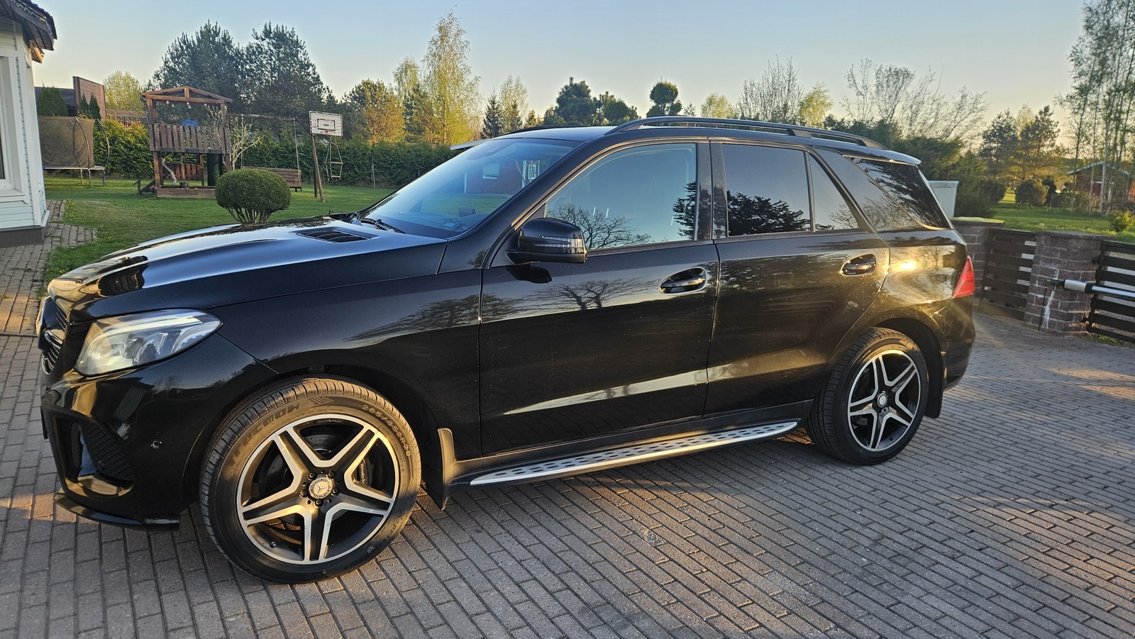 Mercedes-Benz GLE 350 2017, kuva 3/20