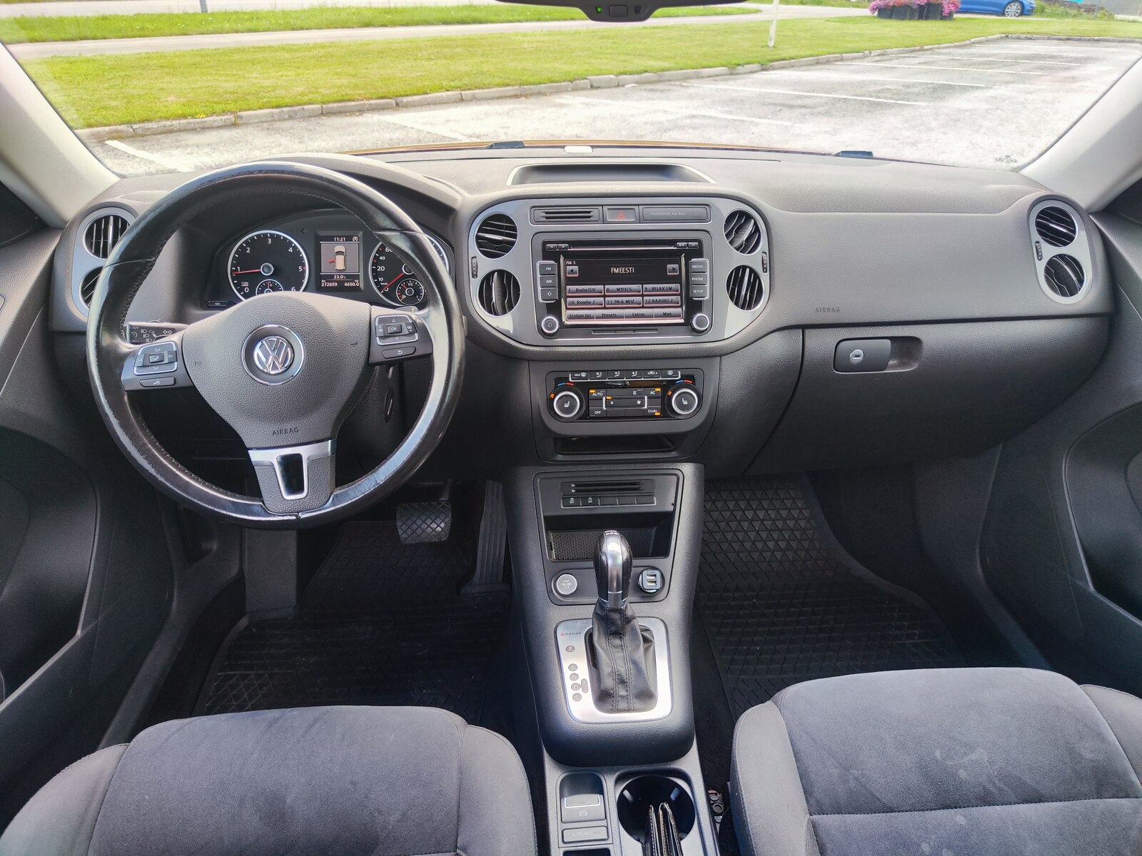 Volkswagen Tiguan 2012, photo 7/13