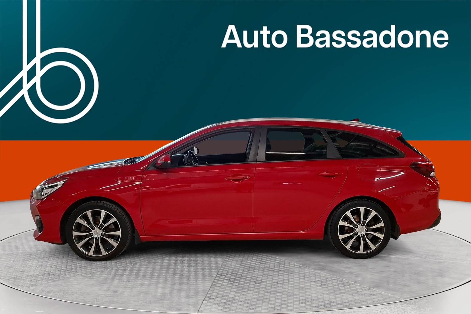 Hyundai i30 2020, photo 2/35