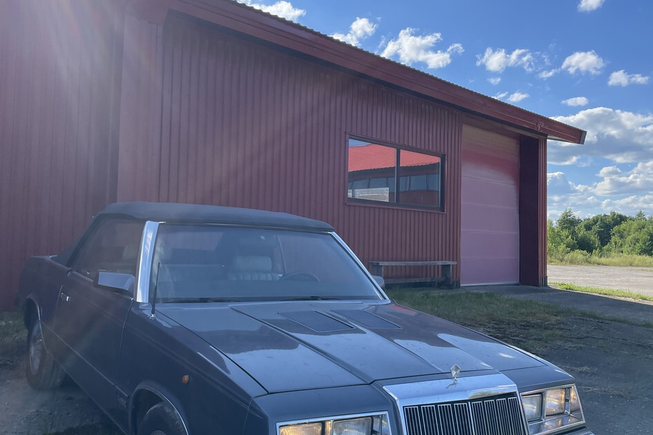 Chrysler Le Baron, 1985, 66 kW, бензин, автомат, передний привод