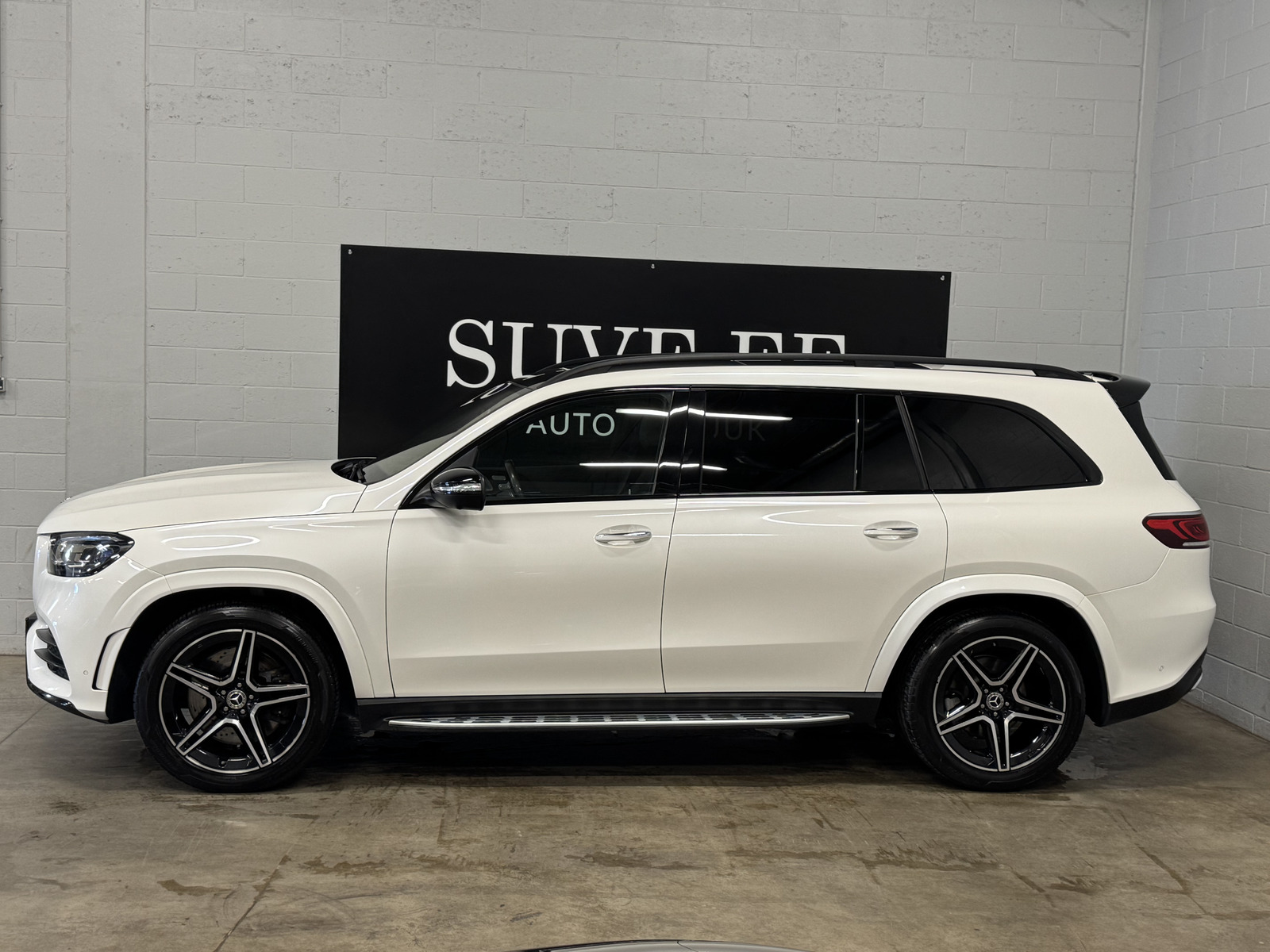 Mercedes-Benz GLS 400 2020, photo 4/32