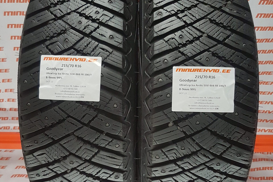 Used studded tire 215/70R16 GoodYear UltraGrip Ice Arctic SUV 4X4 FR 100/T