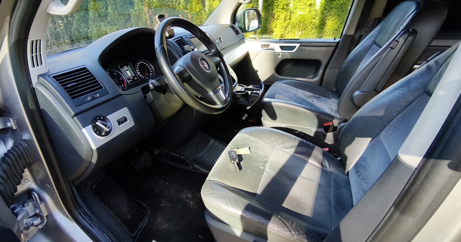 Volkswagen Multivan 2014, kuva 6/10