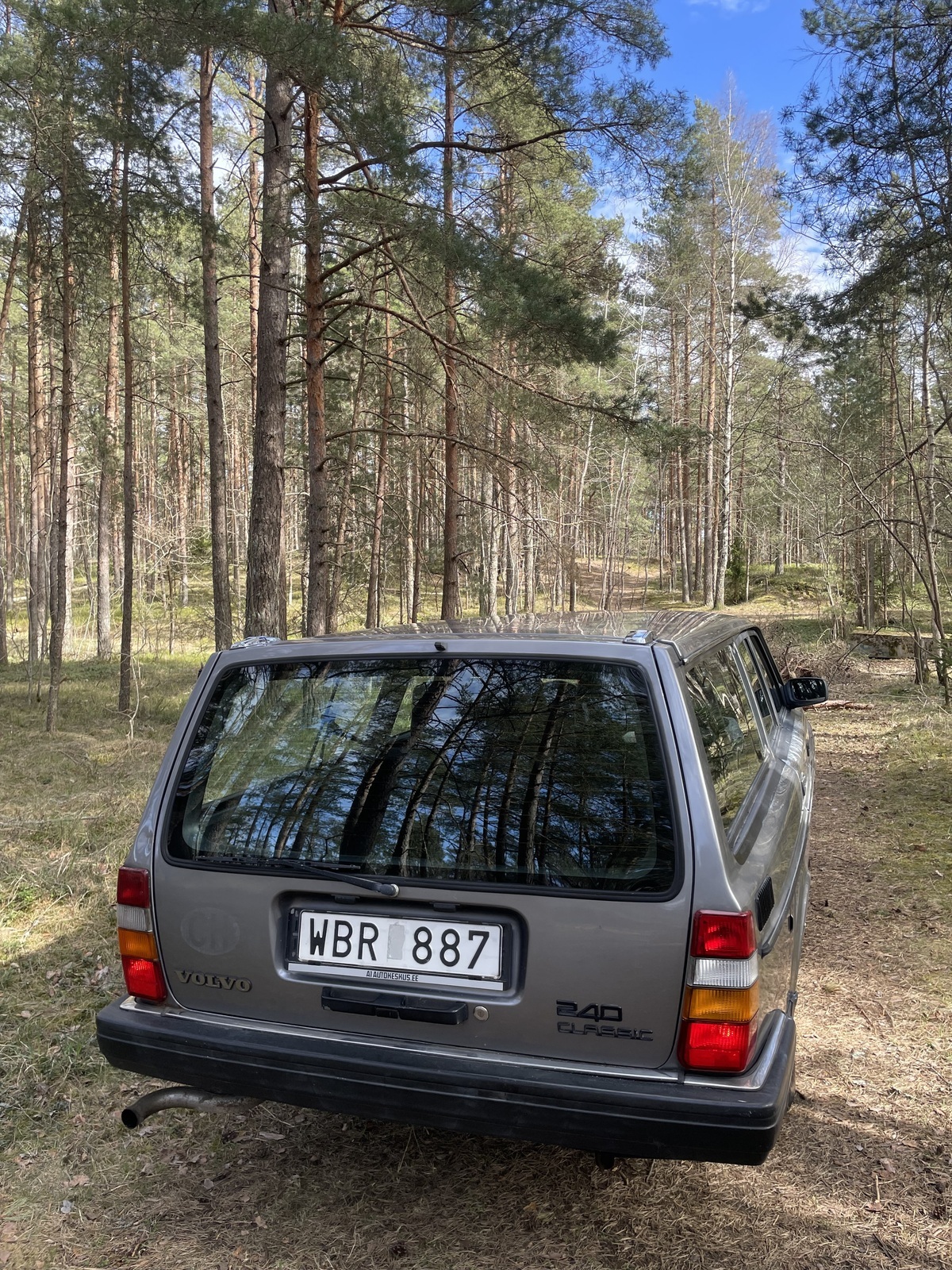 Volvo 240 1993, photo 6/48