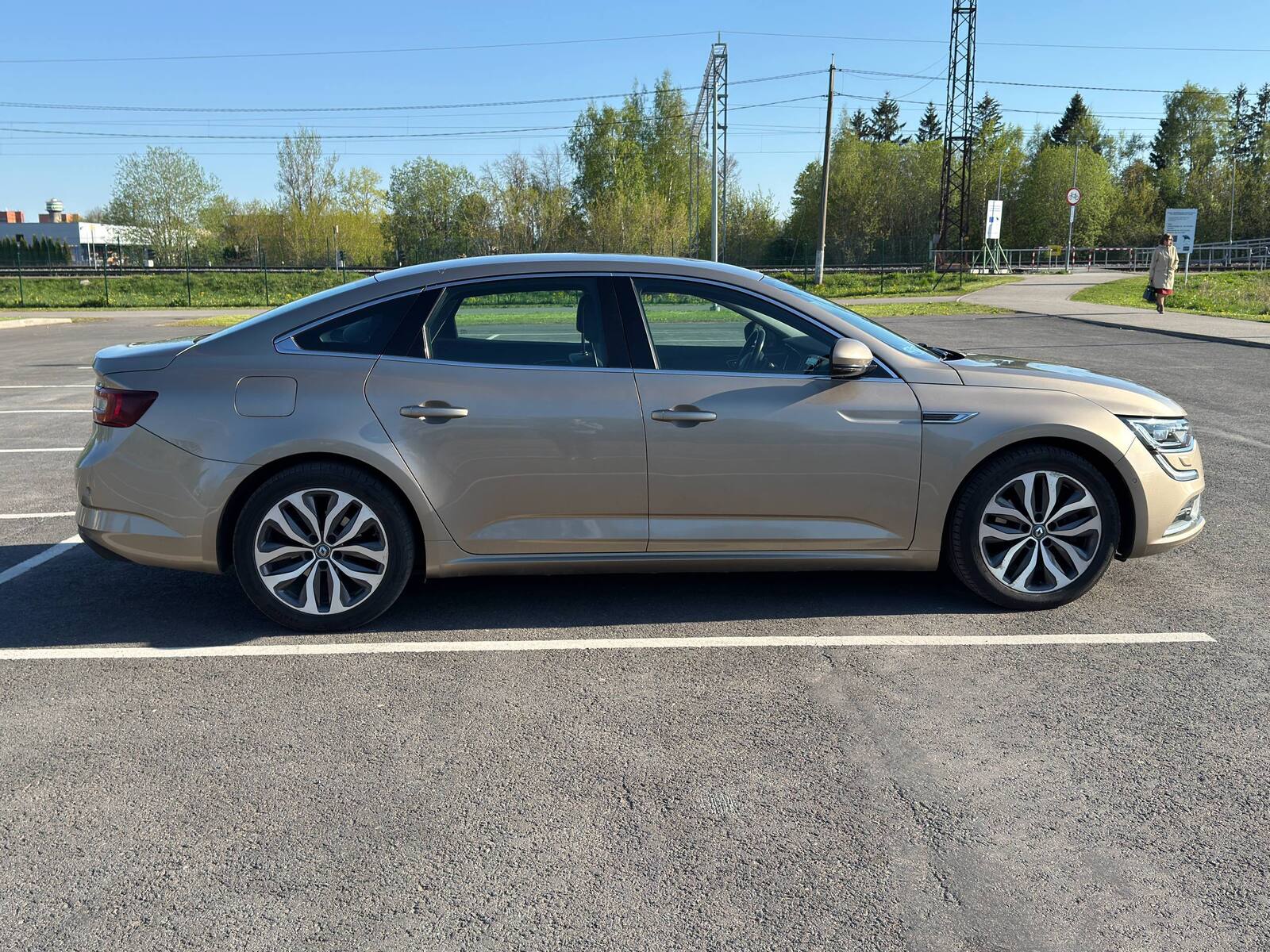 Renault Talisman Zen 2017, photo 5/10