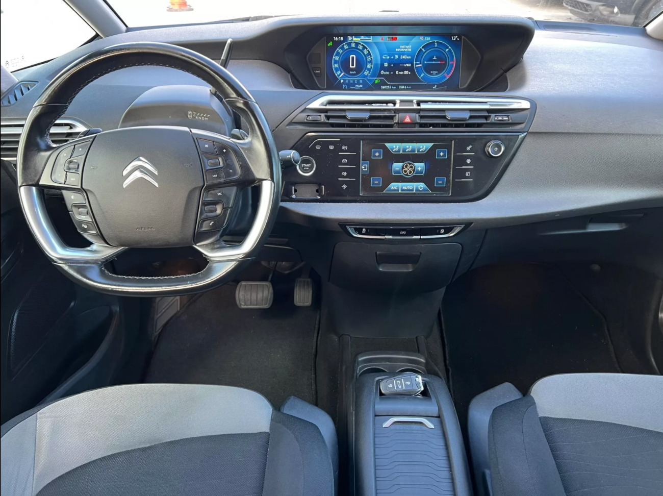 Citroën C4 Picasso 2016, photo 5/7