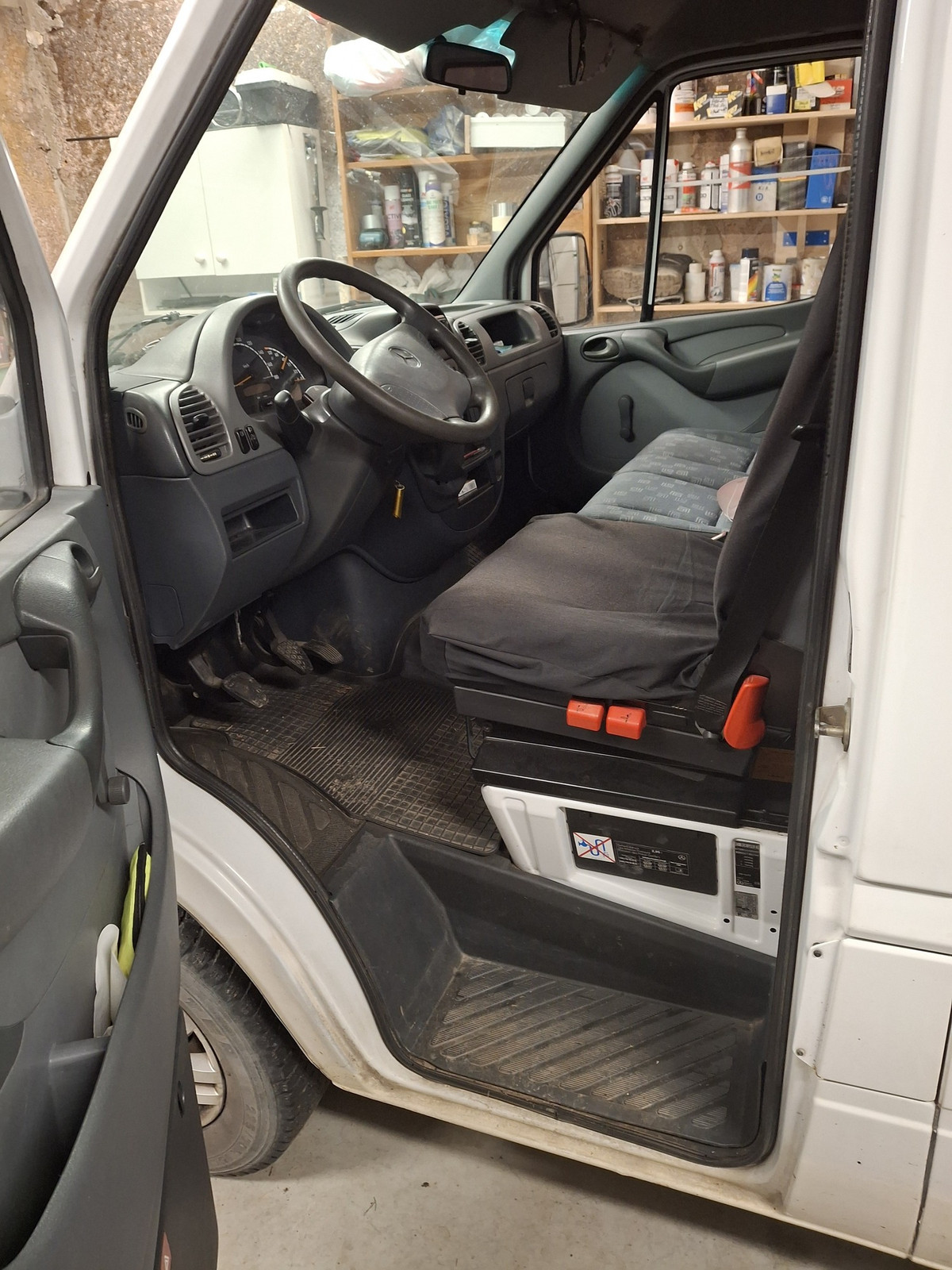 Mercedes-Benz Sprinter 2005, photo 4/5