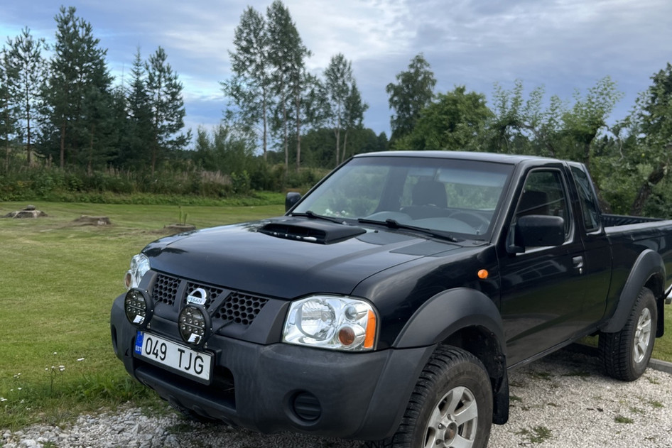 Nissan NP 300, 2011, 2.5, 98 kW, diesel, manual, four-wheel drive