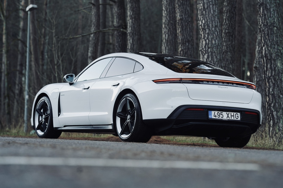 Porsche Taycan, 2023, 120 kW, elekter, automaat, tagavedu