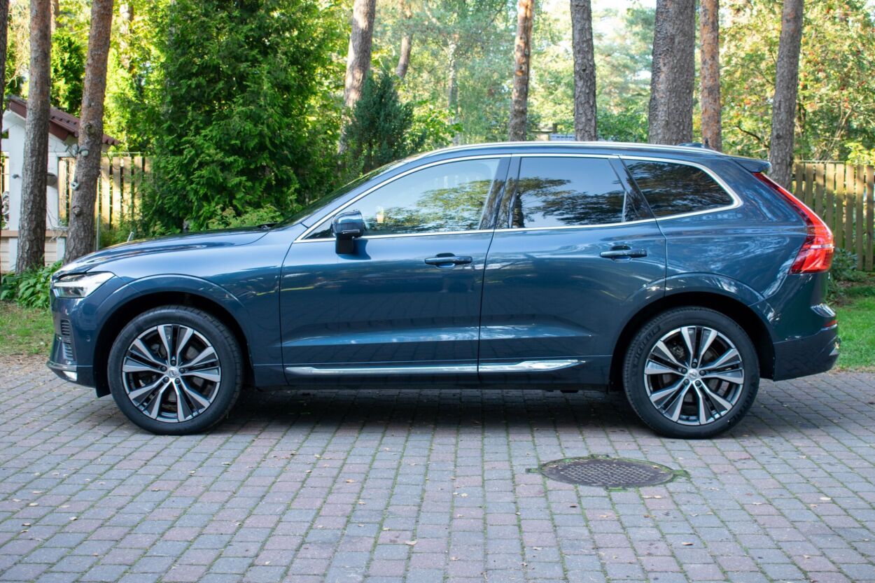 Volvo XC60 2021, photo 6/19