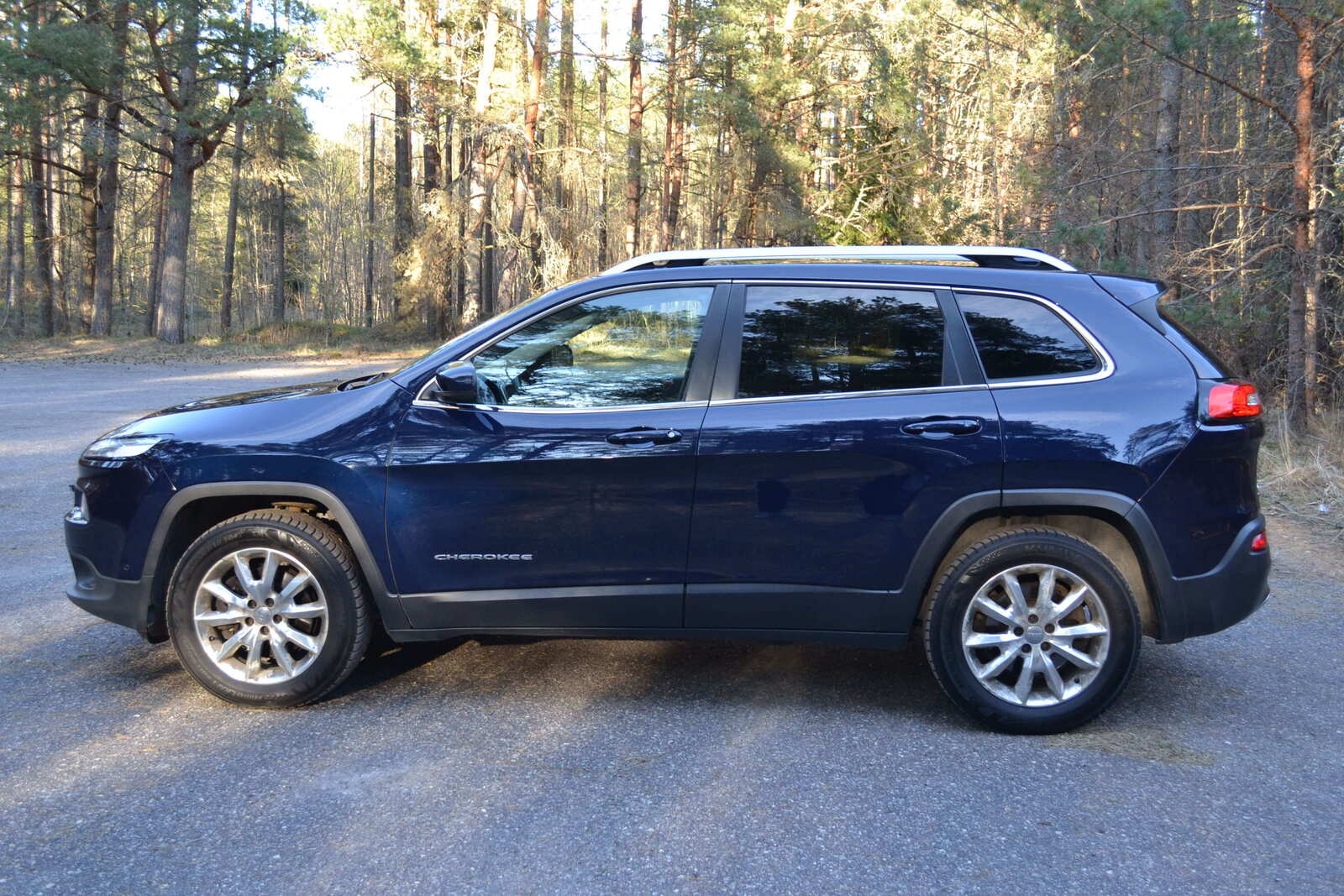 Jeep Cherokee 2014, photo 4/10