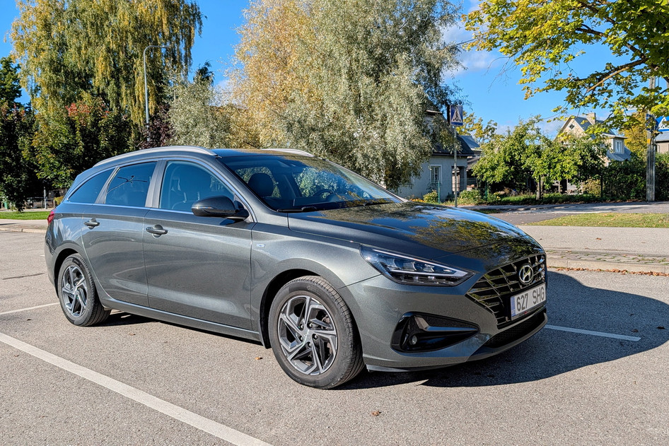Hyundai i30, 2023, 1.5, 117.5 kW, hübriid (bensiin/elekter), automaat, esivedu