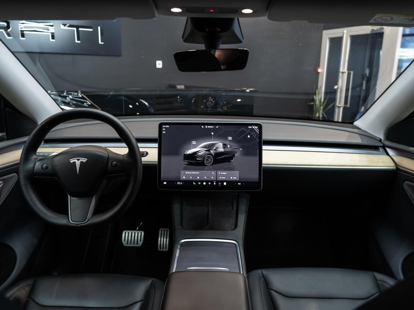 Tesla Model Y 2022, photo 7/15