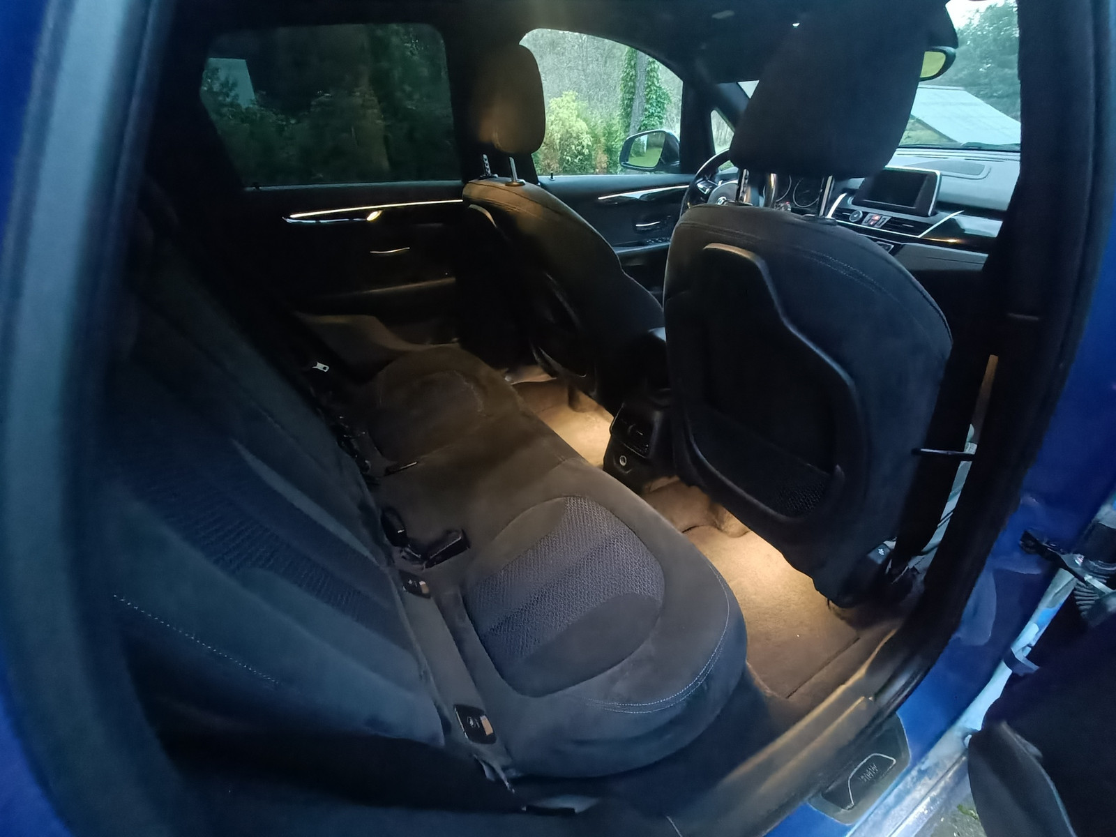 BMW 218 Active Tourer 2015, photo 6/11