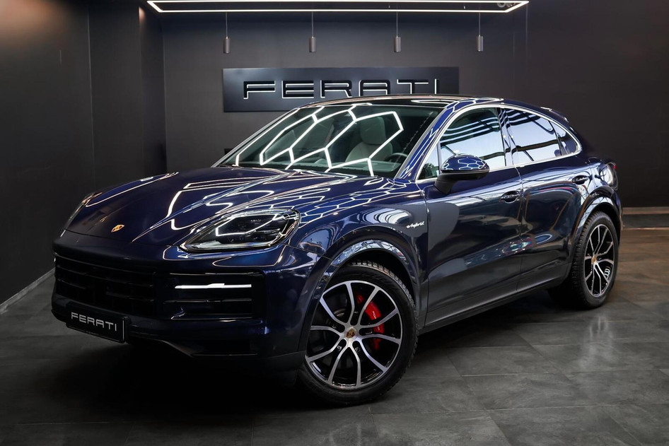 Porsche Cayenne, 2024, 3.0, 260 kW, plug-in hybrid (petrol/electric), automatic, four-wheel drive
