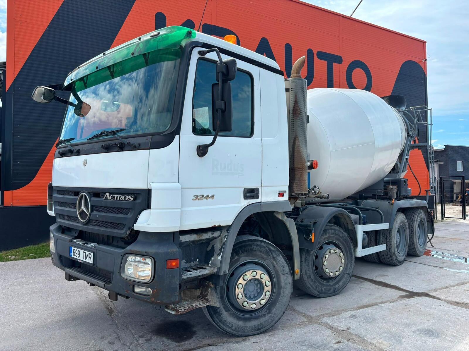 Mercedes-Benz Actros 2011, kuva 2/10