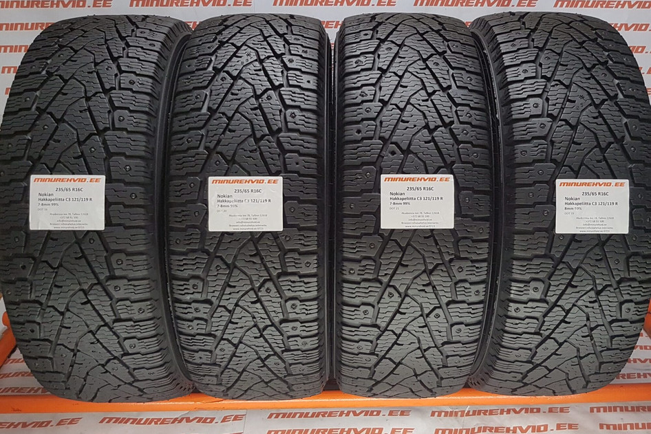 Used studded tire 235/65R16 Nokian Hakkapeliitta C3 121/119 R-