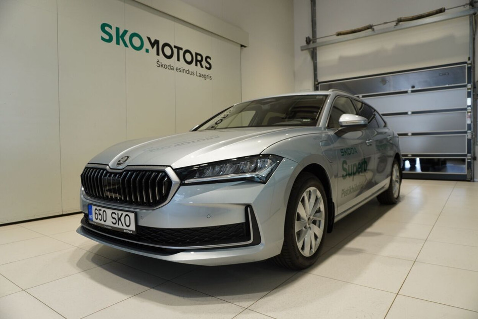 Škoda Superb, 2026, 1.5, 110 kW, подключаемый гибрид (бензин/электричество), автомат, передний привод