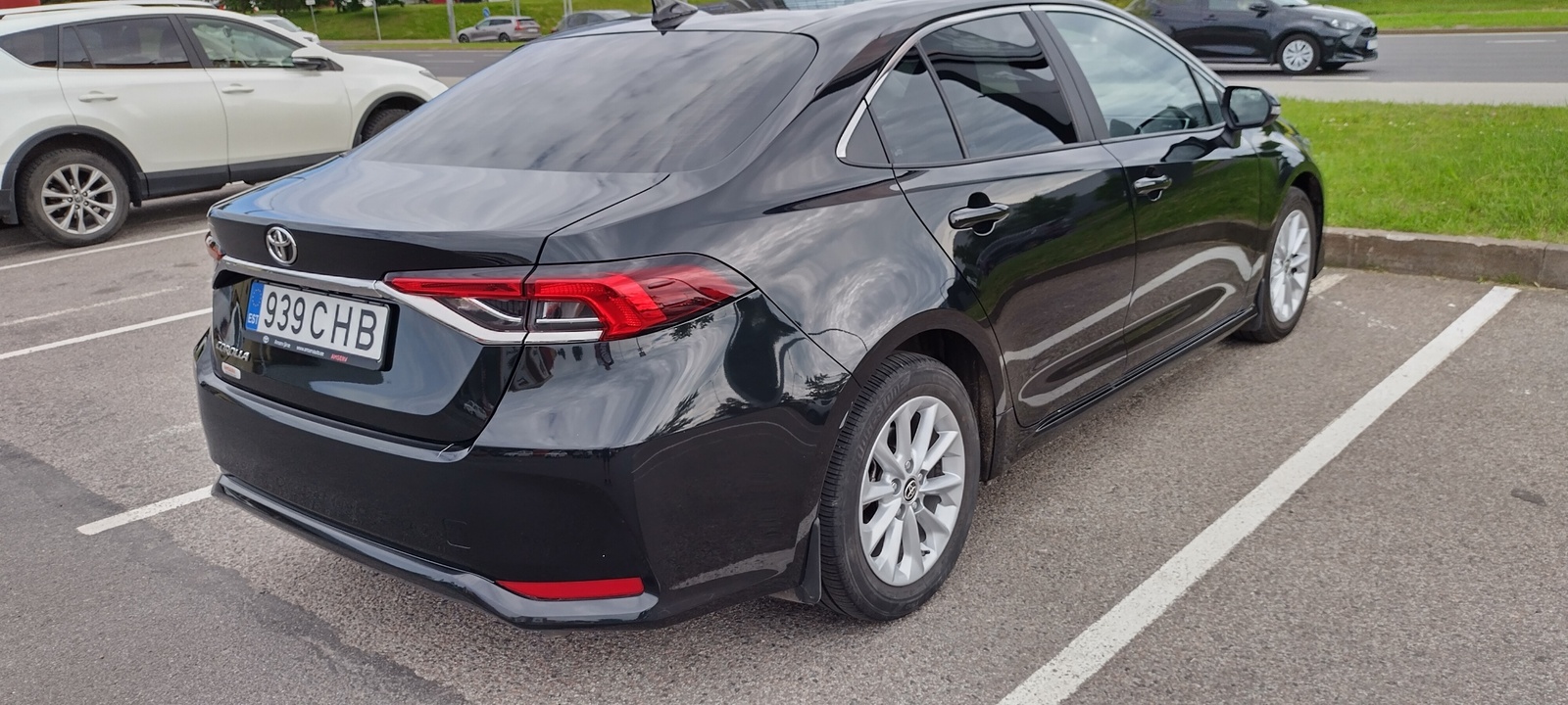 Toyota Corolla 2022, photo 3/9