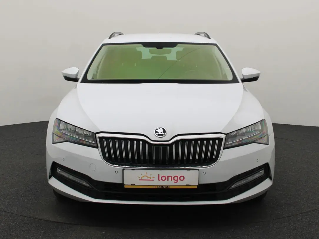 Škoda Superb 2022, photo 3/32