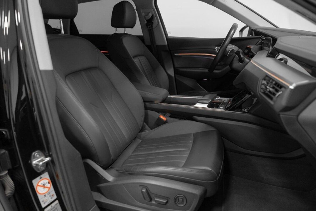 Audi e-tron 2022, photo 7/10