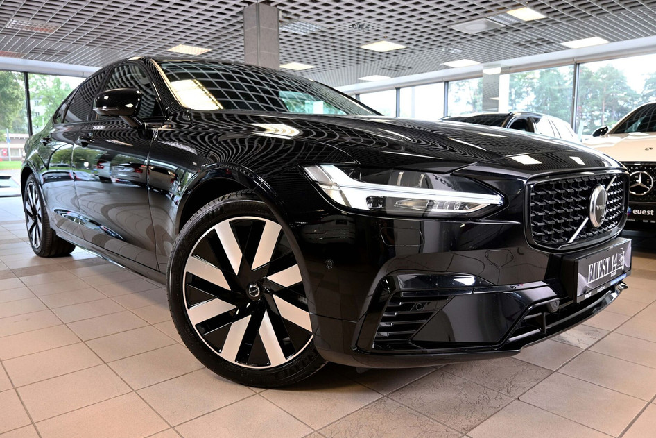 Volvo S90, 2024, 2.0, 335 kW, plug-in hybrid (petrol/electric), automatic, four-wheel drive