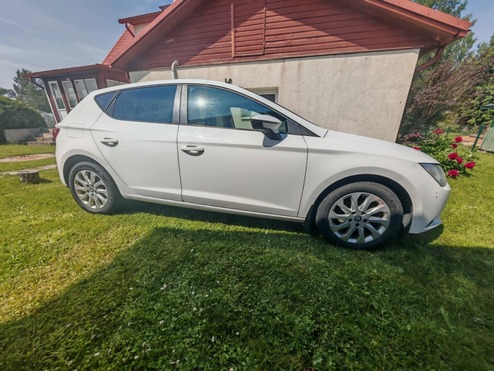 SEAT Leon 2014, photo 3/6