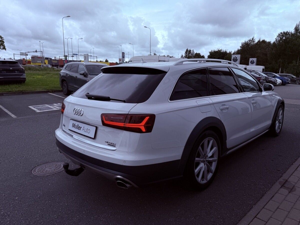 Audi A6 2016, photo 6/33