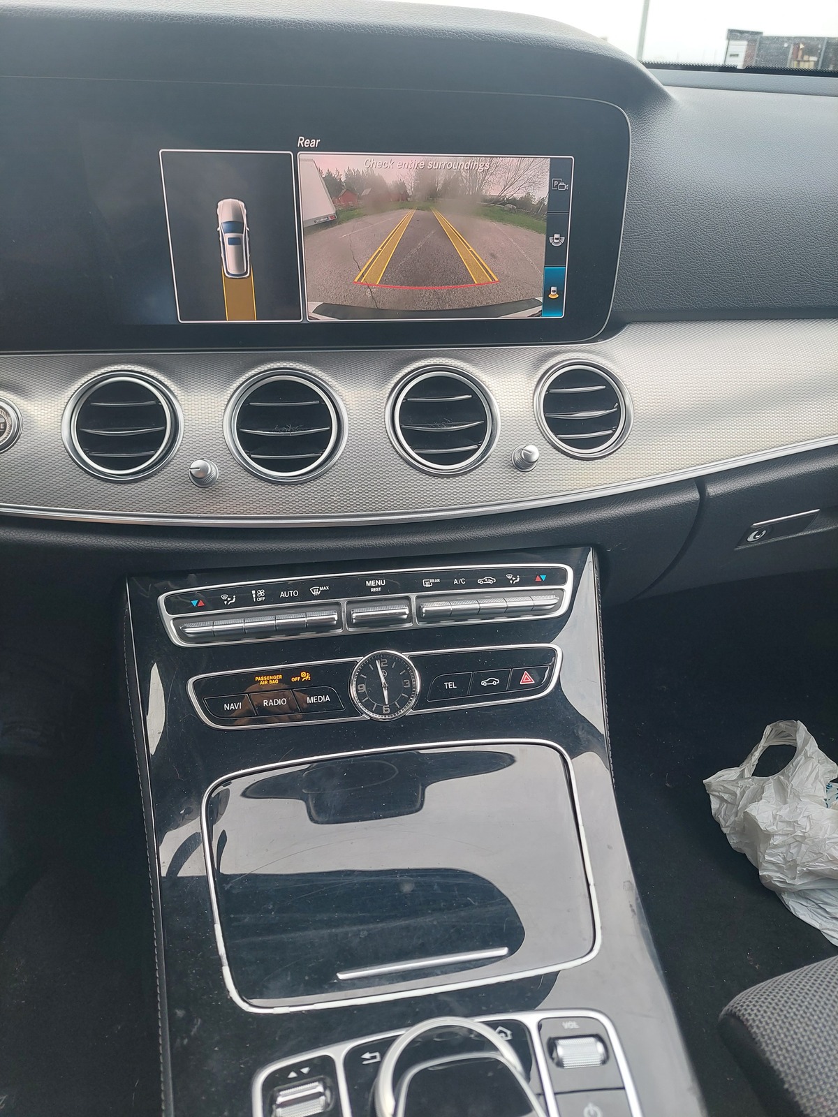 Mercedes-Benz E 220 2017, photo 7/8
