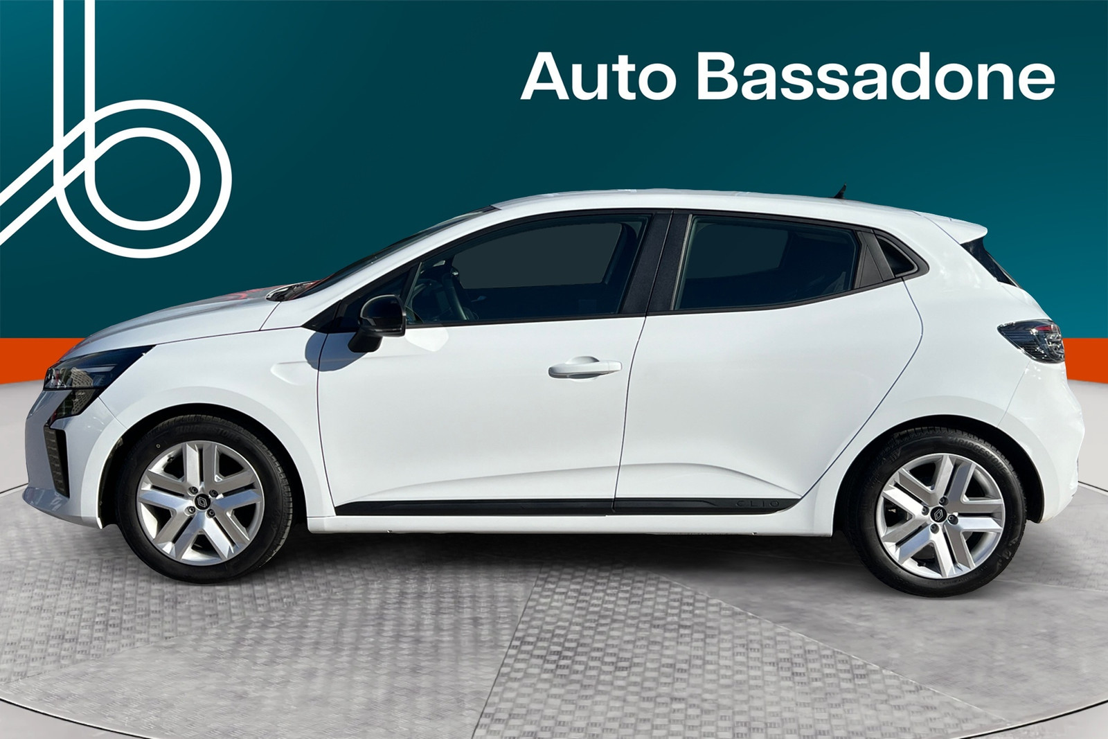 Renault Clio 2024, photo 2/10