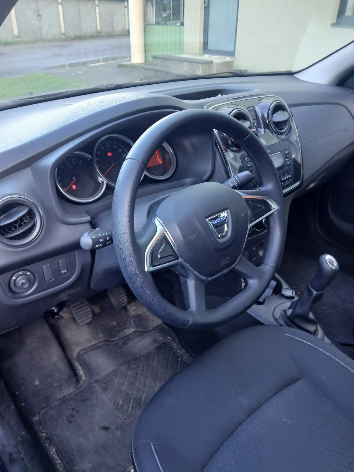 Dacia Logan 2019, photo 4/8