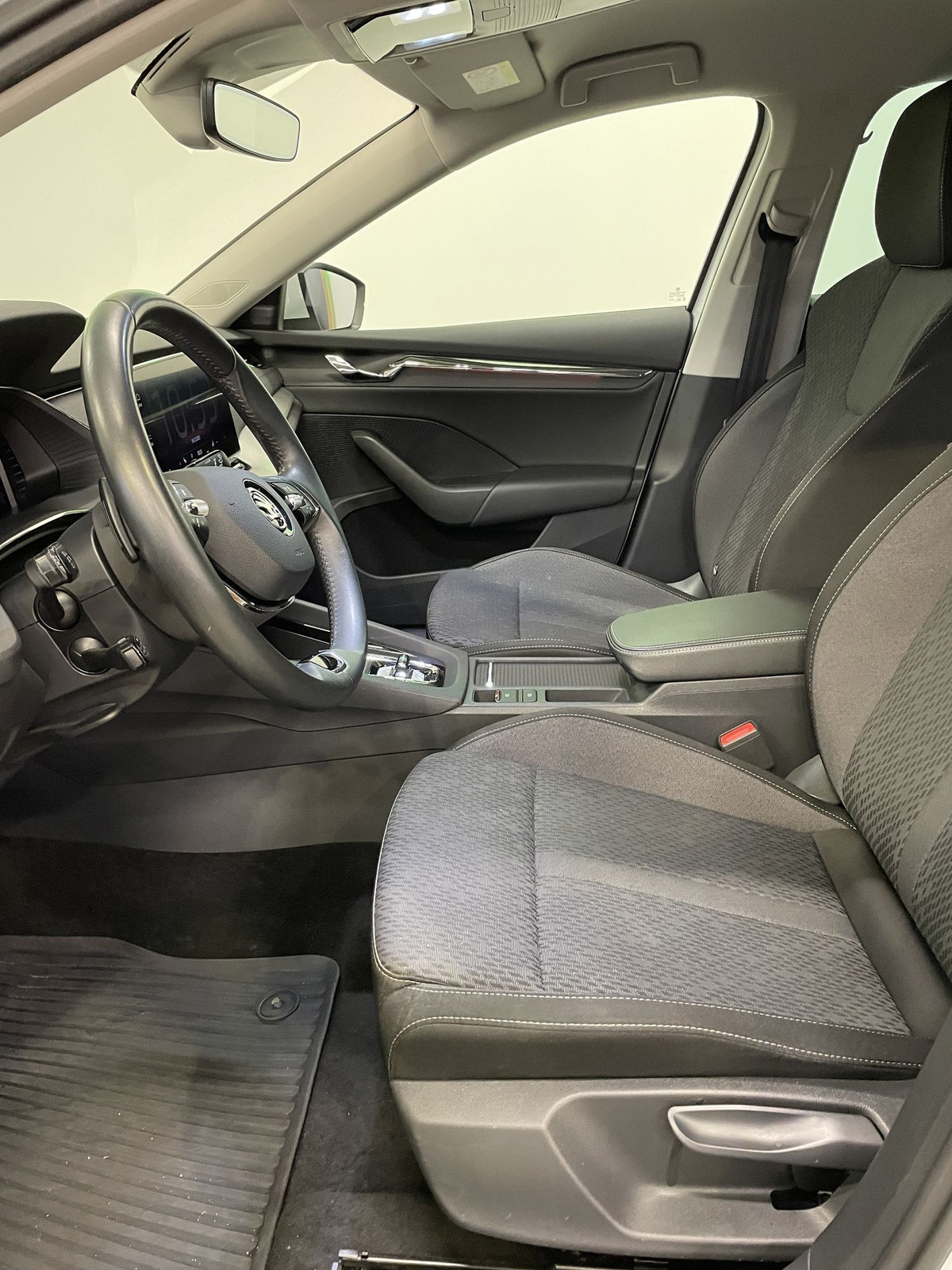 Škoda Octavia 2022, photo 6/20