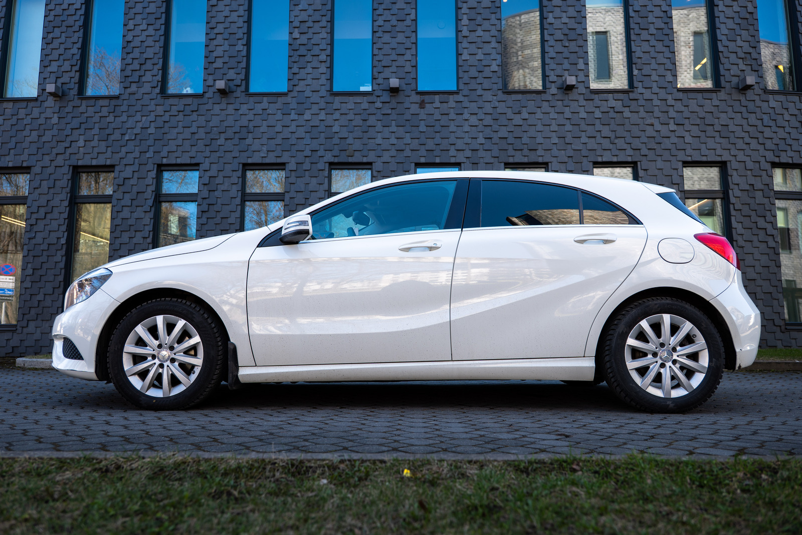 Mercedes-Benz A 180 2015, kuva 5/22