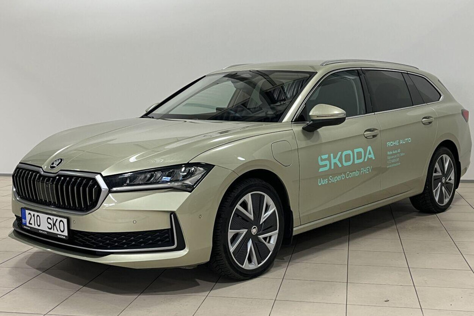 Škoda Superb, 2024, 1.5, 110 kW, подключаемый гибрид (бензин/электричество), автомат, передний привод