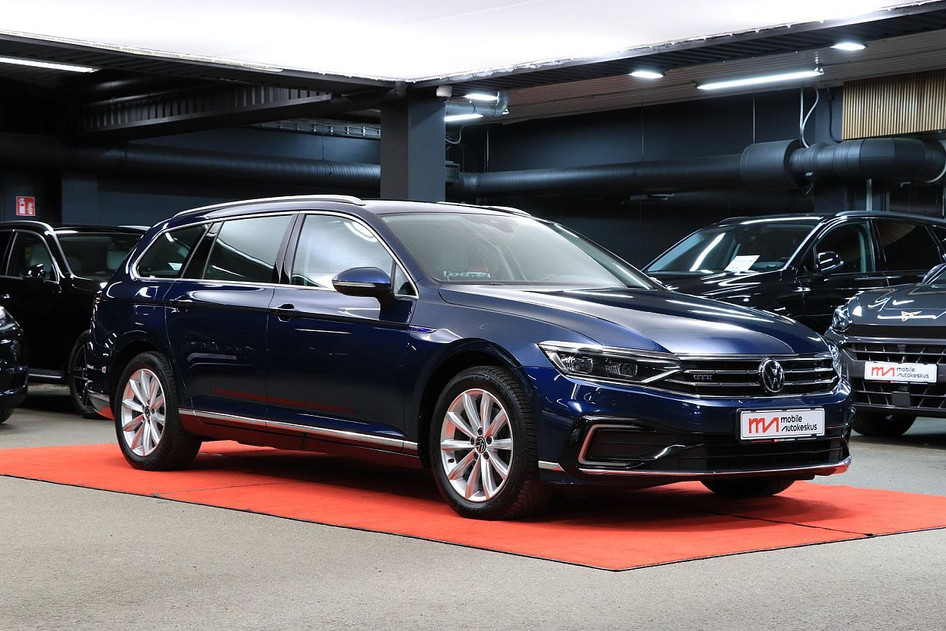 Volkswagen Passat Variant, 2021, 1.4, 115 kW, plug-in hybrid (petrol/electric), automatic, front-wheel drive