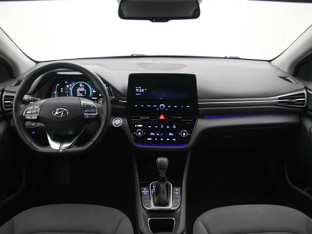 Hyundai IONIQ Feel 2022, kuva 2/10
