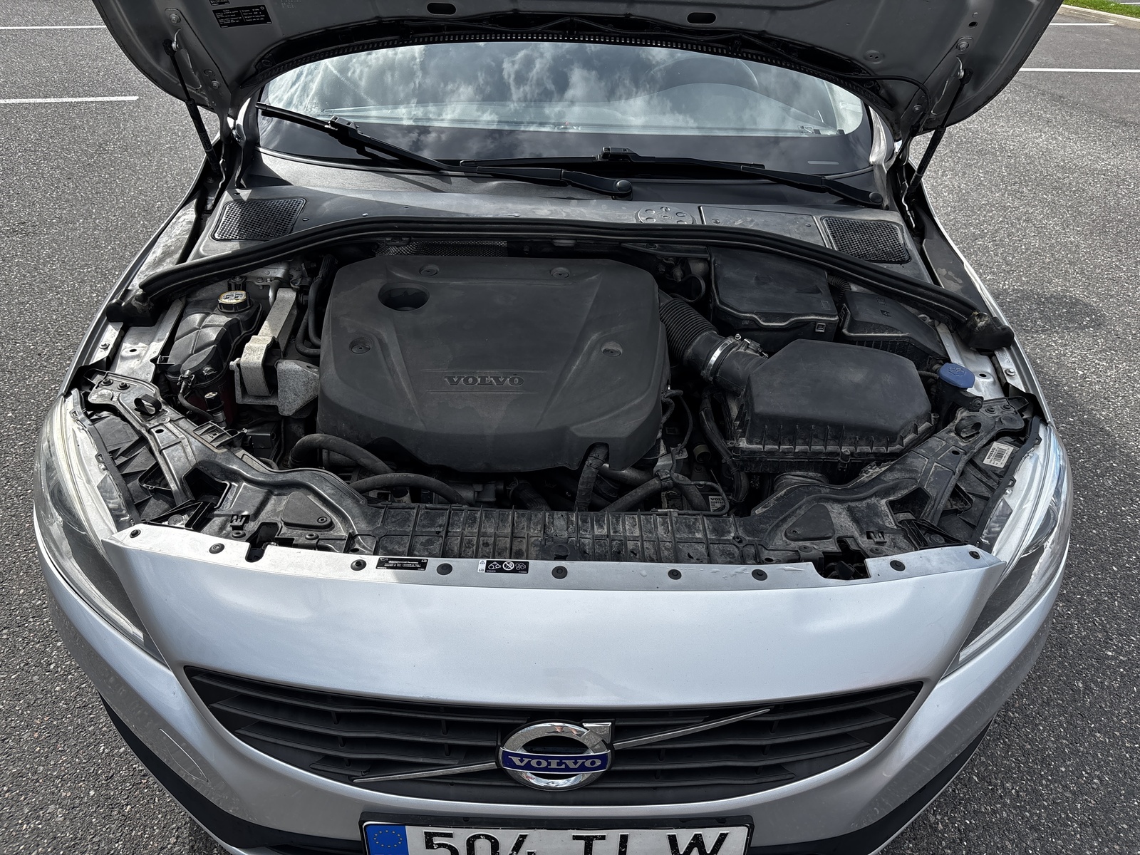 Volvo V60 2016, photo 6/14