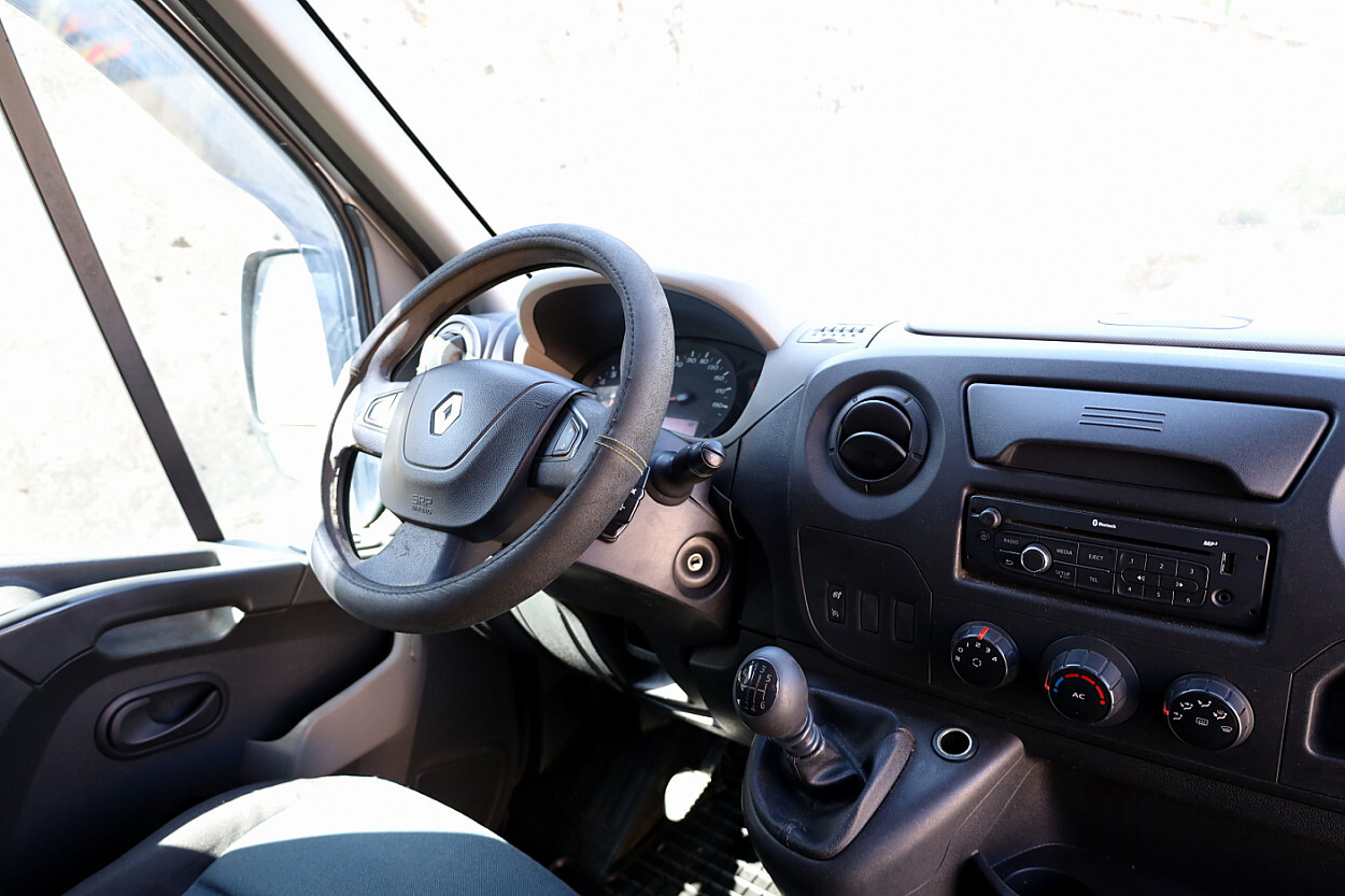 Renault Master 2.3 110kW 2014, kuva 5/9
