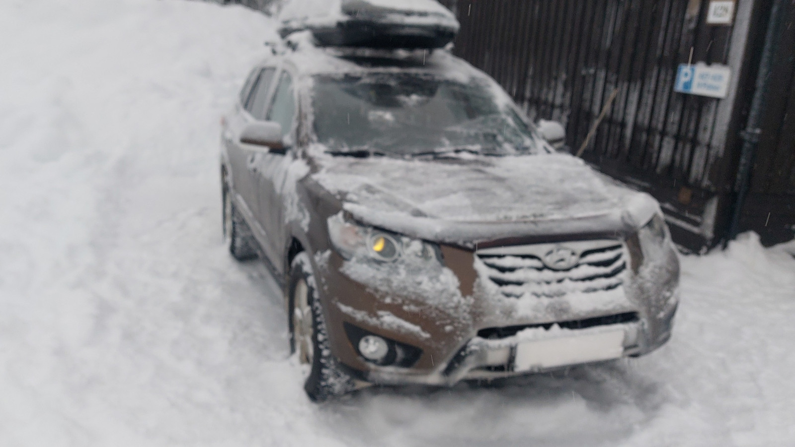 Hyundai Santa Fe 2011, photo 3/4