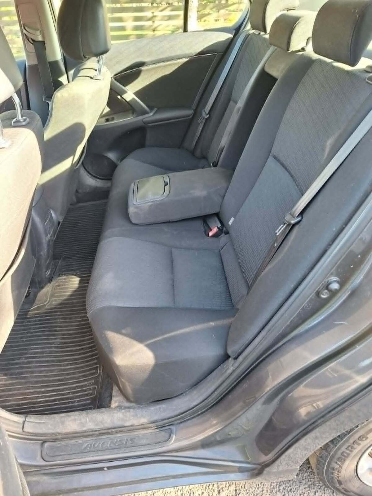 Toyota Avensis 2010, photo 5/12