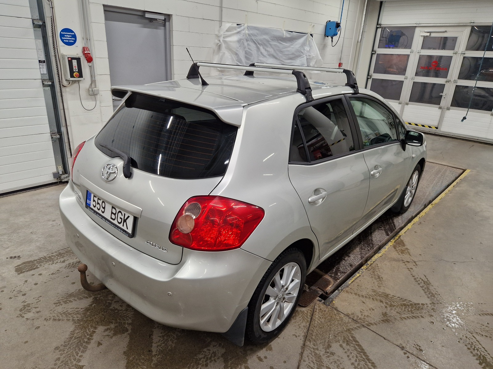 Toyota Auris 2008, kuva 4/13