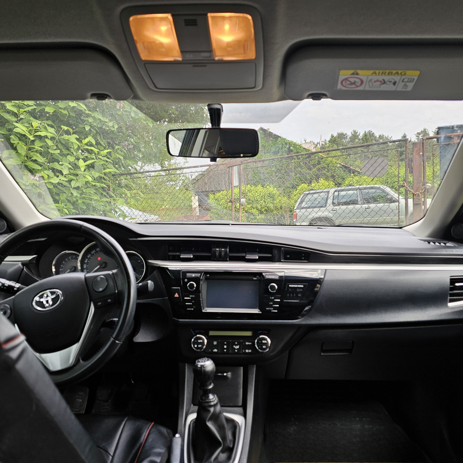 Toyota Corolla 2015, photo 6/8