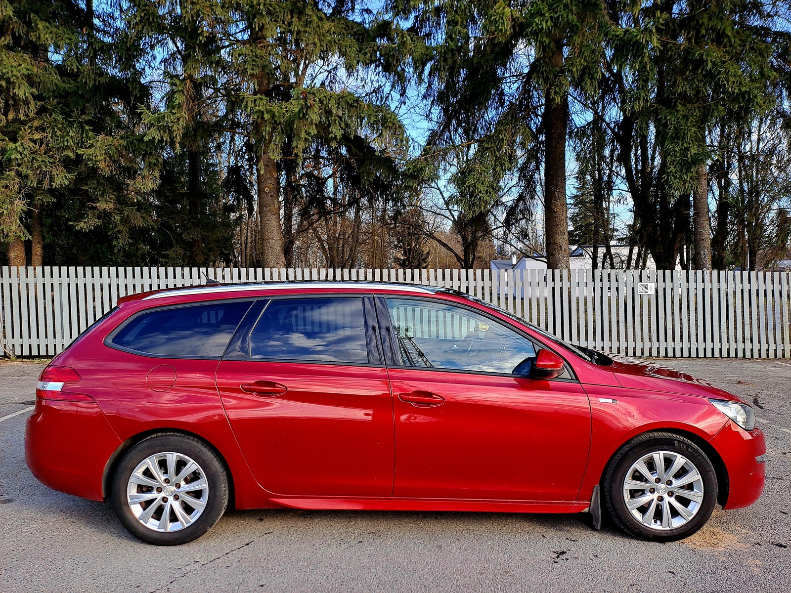 Peugeot 308 2016, photo 4/24