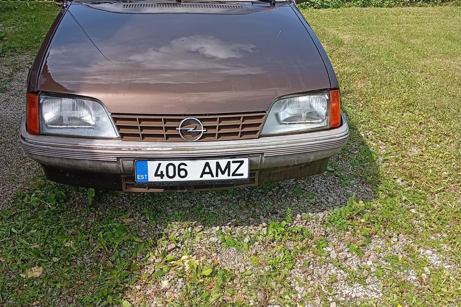 Opel Rekord, 1986, 2.0, 74 kW, petrol, automatic, rear-wheel drive
