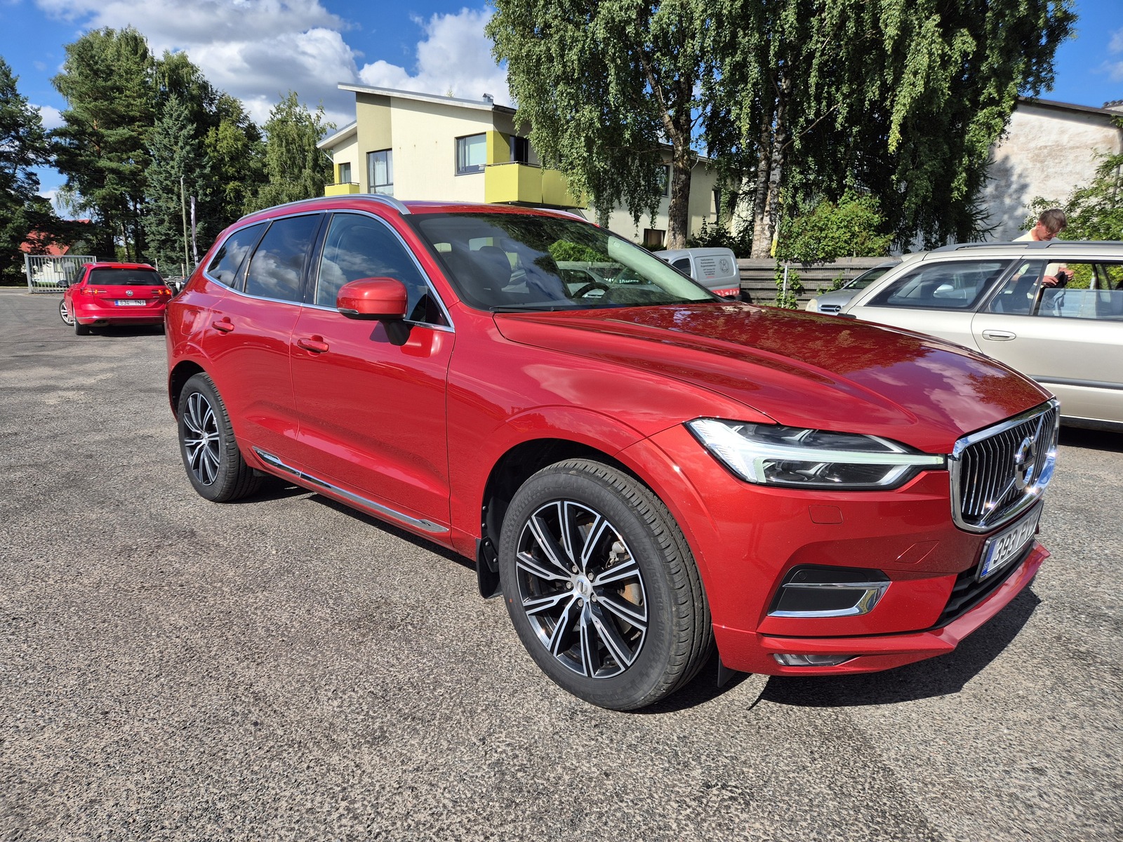 Volvo XC60 2018, photo 3/12